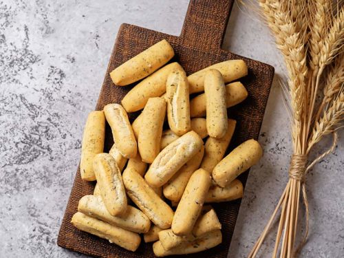 Breadsticks with added protein