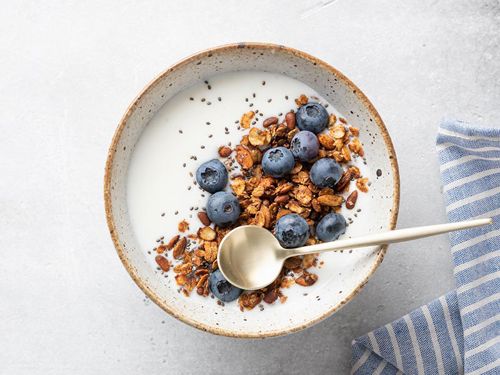Stirred collagen yogurt
