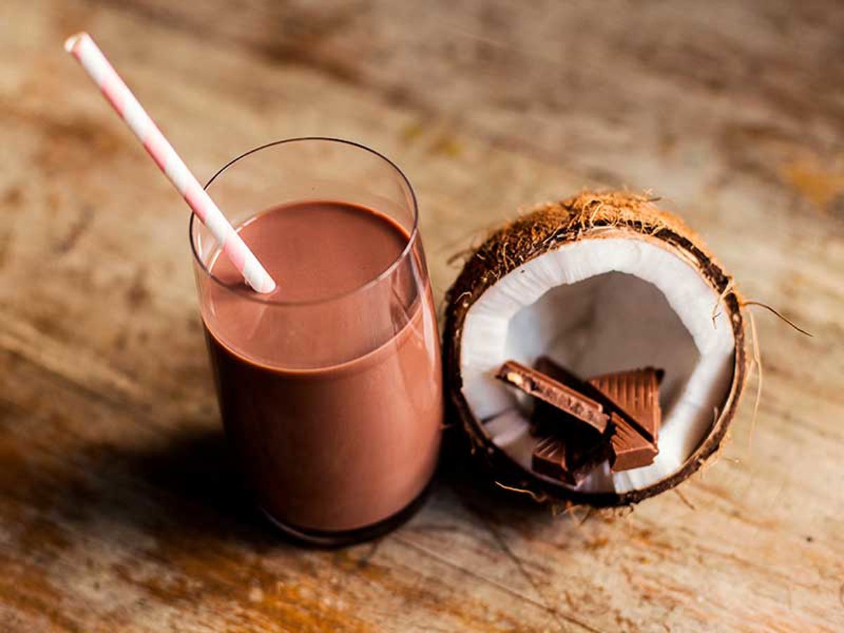 Chocolate Keto Coconut Drink 800X600 Chocolate Keto Coconut Drink 800X600