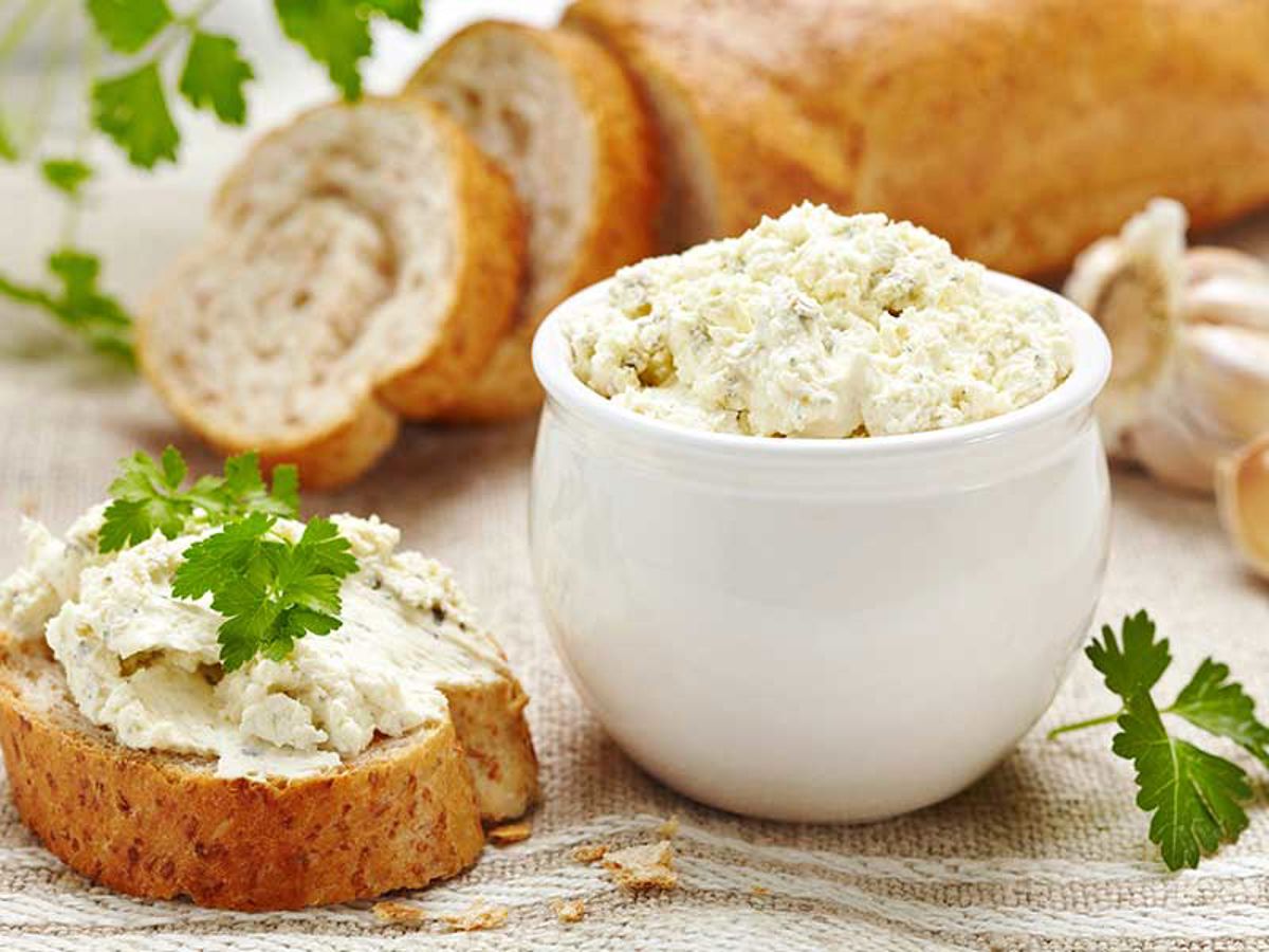 Maple Bacon Cream Cheese Spread 800X600 Maple Bacon Cream Cheese Spread 800X600