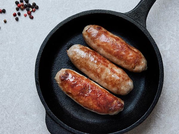 Fresh and cooked ground sausages
