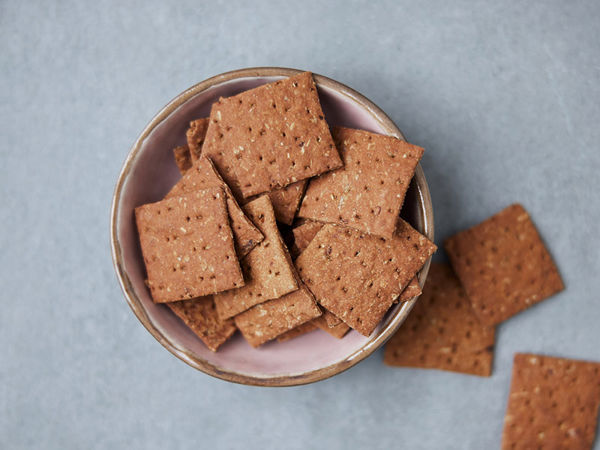 High-protein cricket crackers