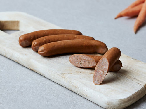 Flexitarian-friendly hybrid sausage